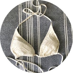 🚫 SOLD 🚫 BECCA White Crochet Triangle Bikini Top